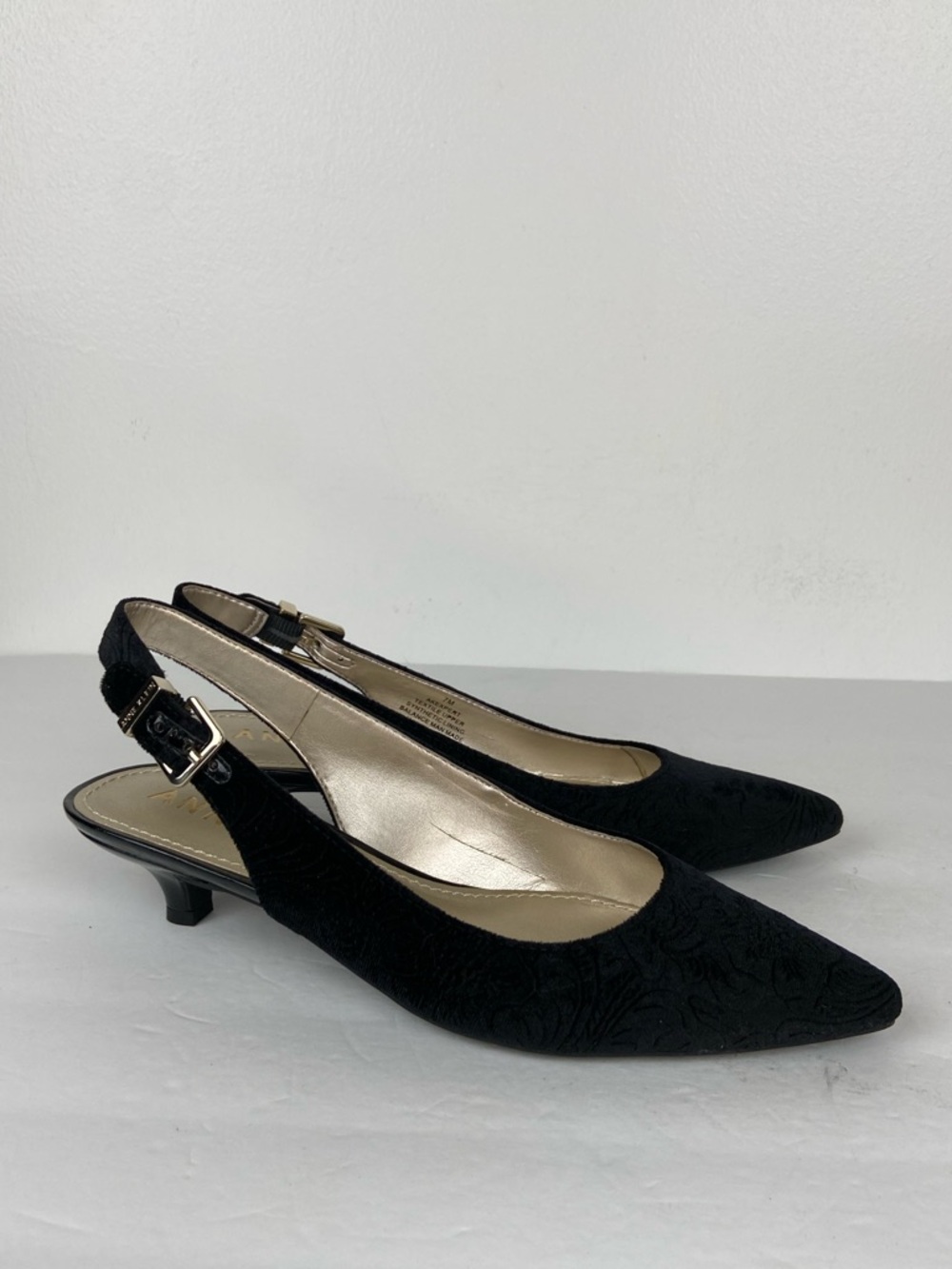 Anne Klein Expert Velvet Pump Shoes Size 7 M Black Sling Back Preppy Elegant - Picture 3 of 12